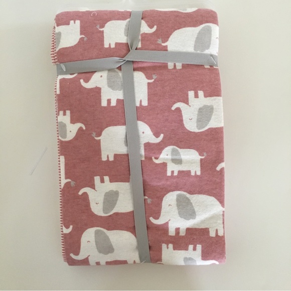 NEW Carter’s 4-pack Receiving Blankets Baby Gift Elephants Stripes and Solid - Picture 3 of 6